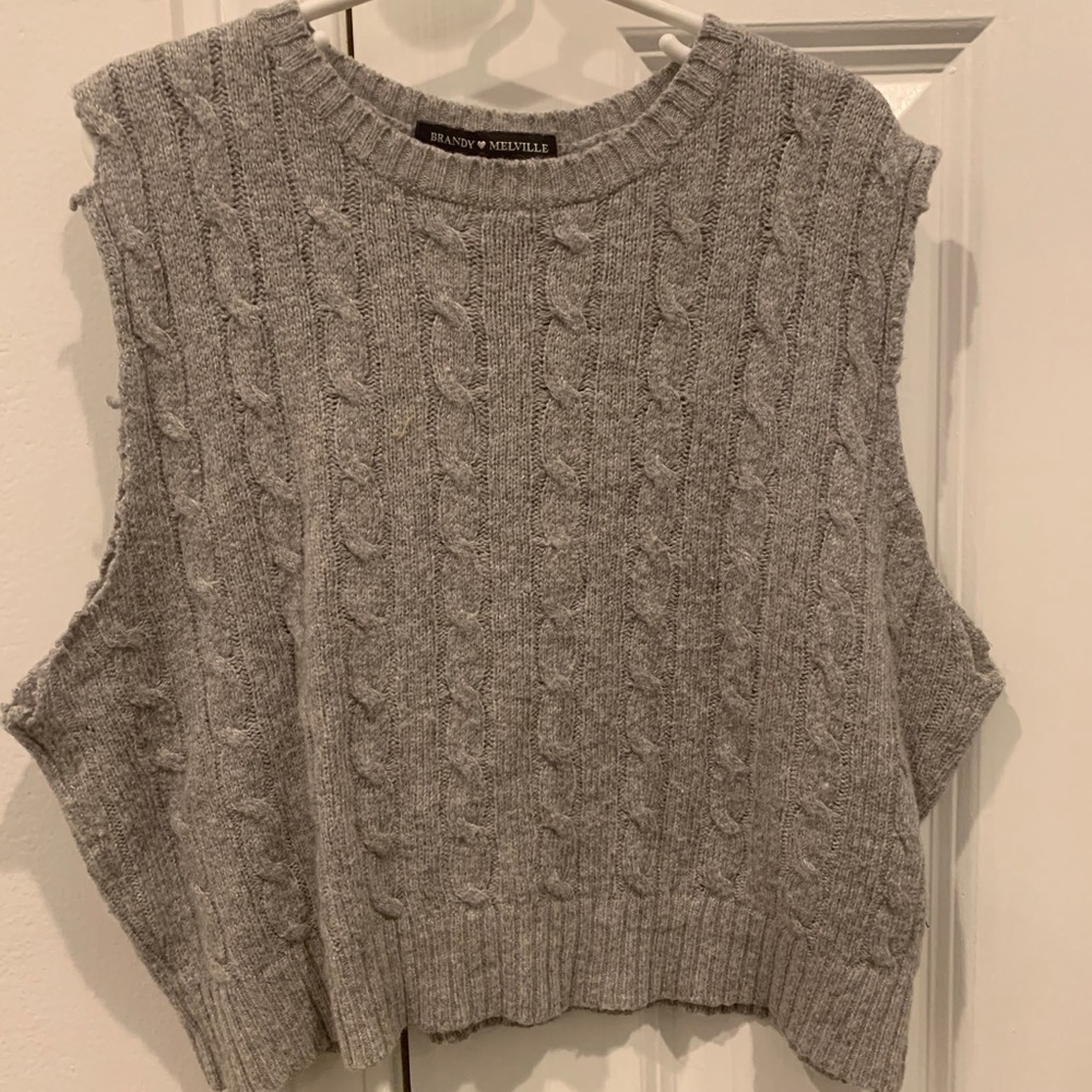 Brandy Melville sweater vest